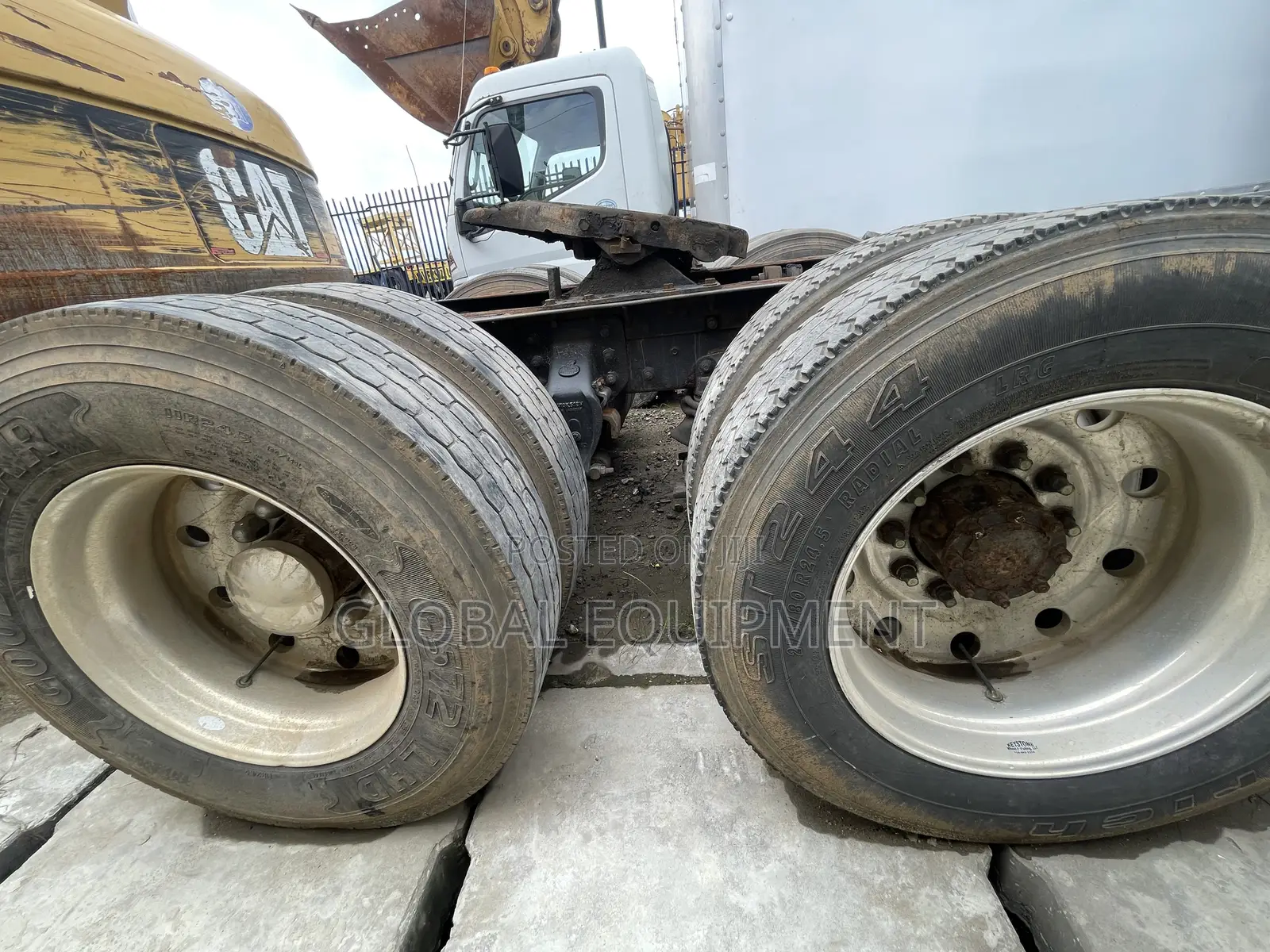 Mack Tractor