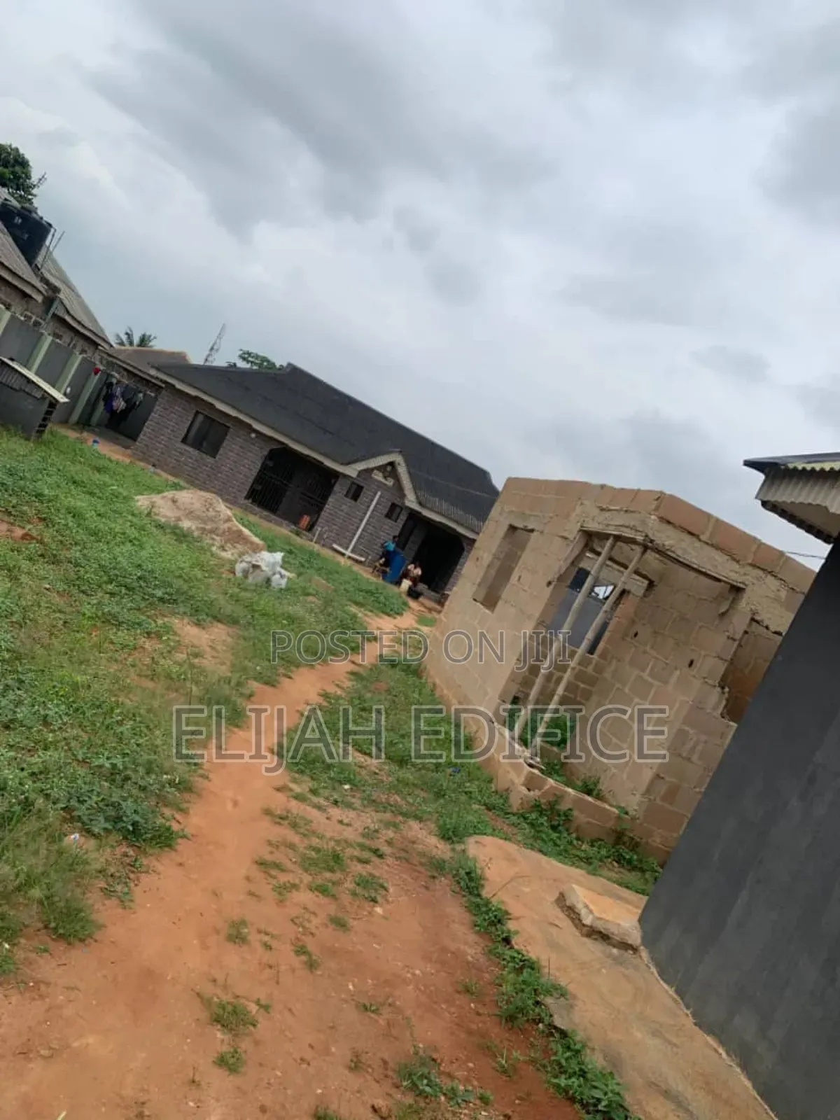 Furnished 3bdrm Bungalow in Ogijo, Ita Oluwo for sale
