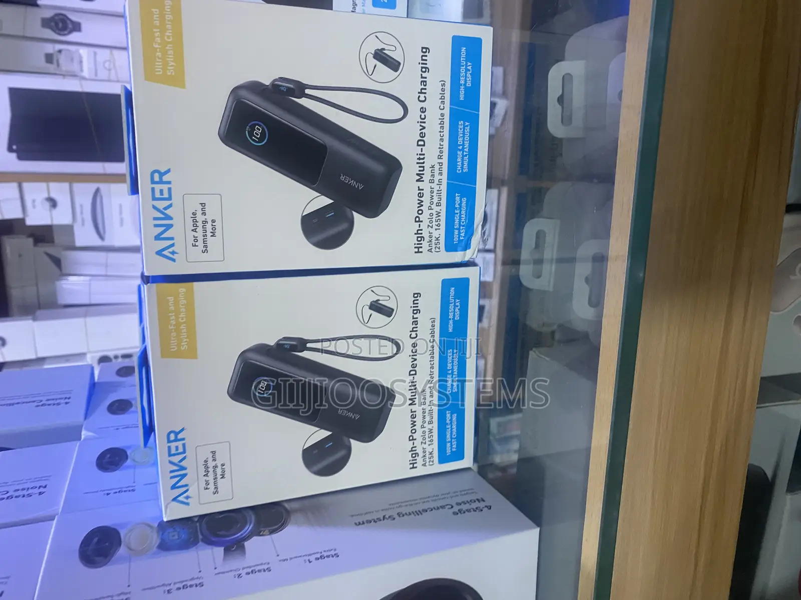 Anker Laptop Power Bank (, 165w, Built-in and Retractable Cables)