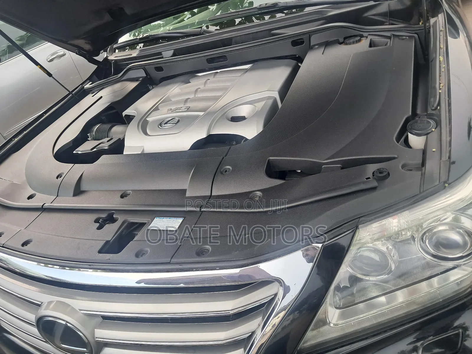 Lexus LX 570 (5 seats) AWD 2017 Black