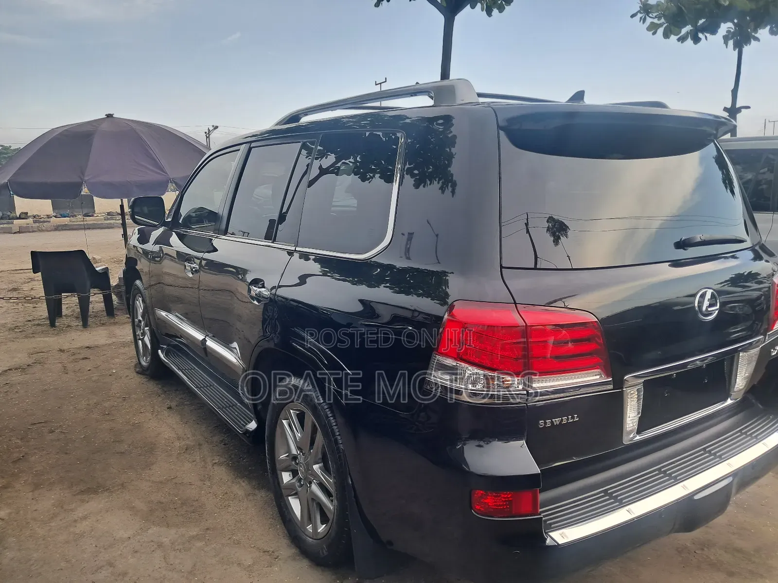 Lexus LX 570 (5 seats) AWD 2017 Black