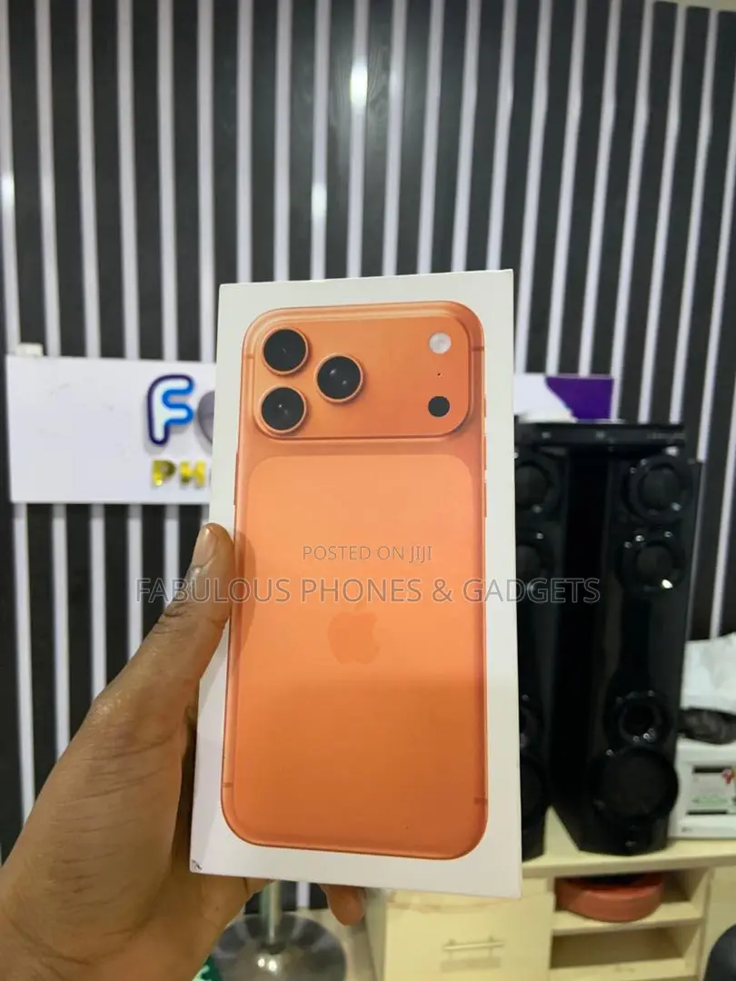 New Apple iPhone 17 Pro Max 256 GB Orange