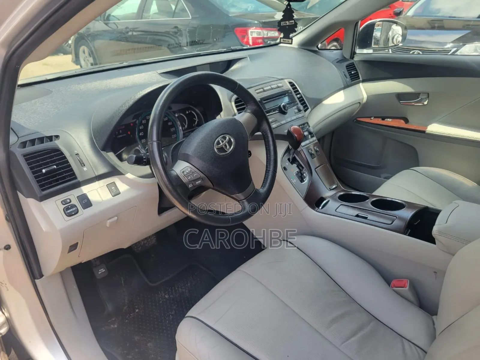 Toyota Venza AWD 2010 Silver