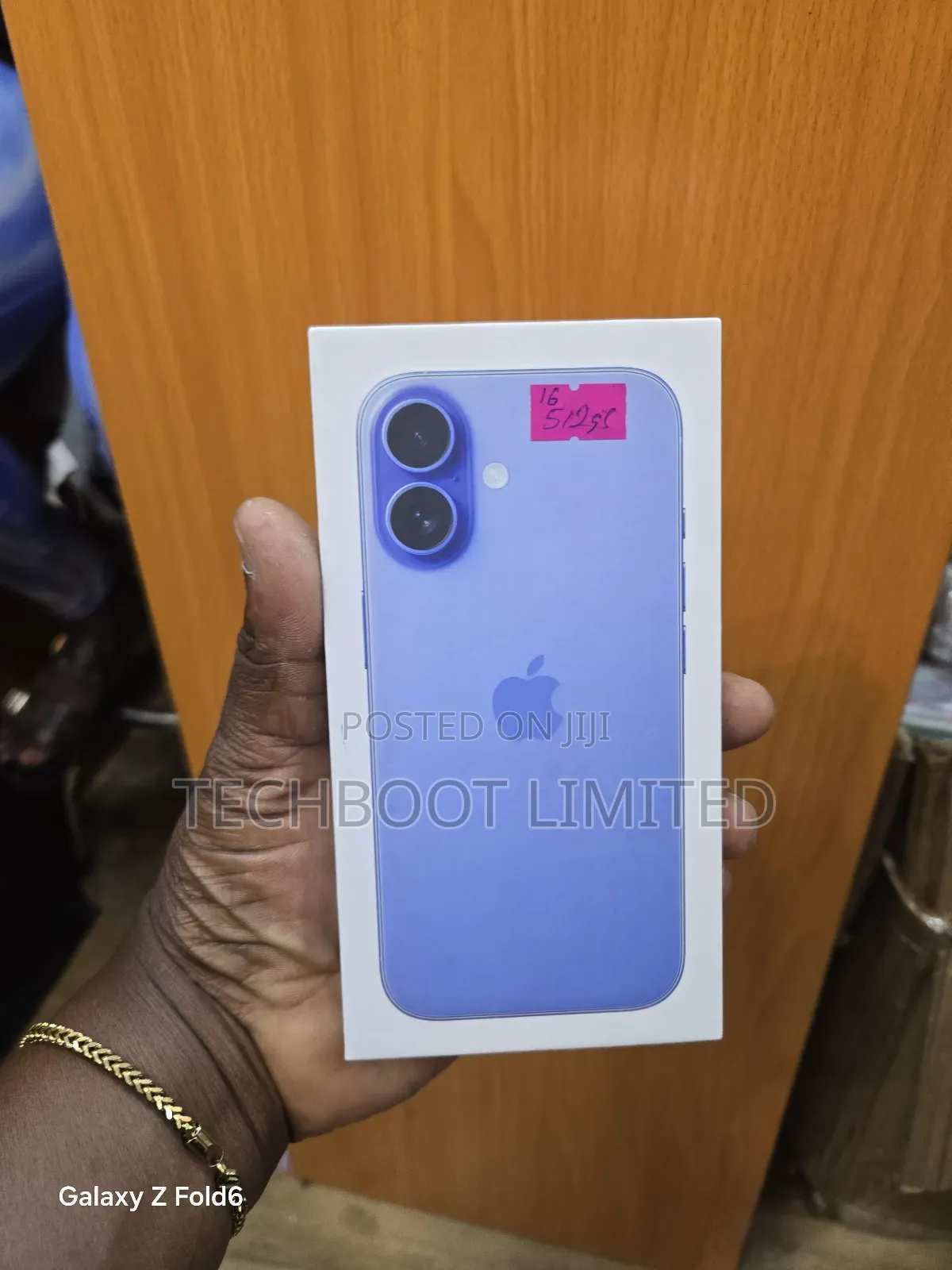New Apple iPhone 16 512 GB Blue