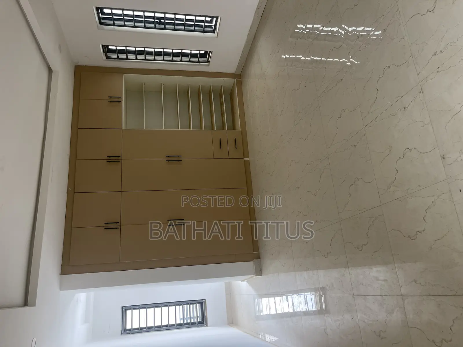 4bdrm Duplex in Life Camp for sale