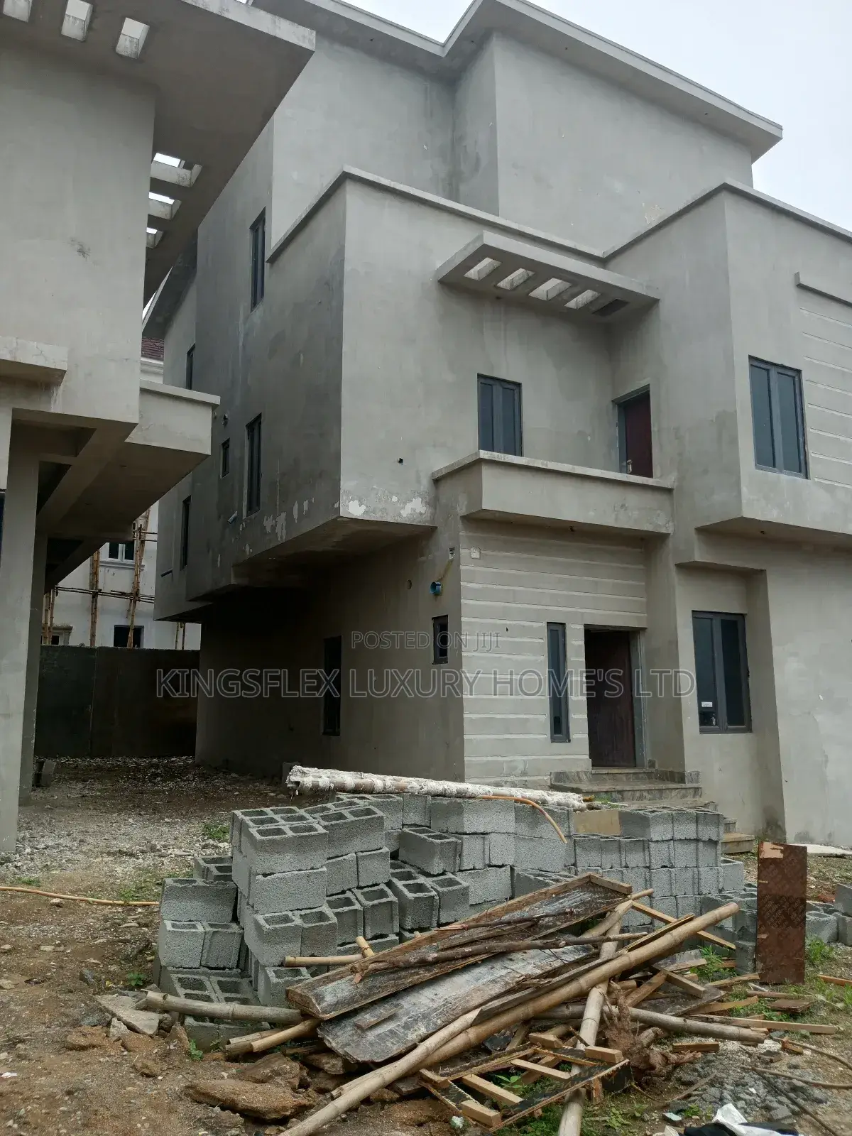 7bdrm Mansion in Asokoro Mansion for sale