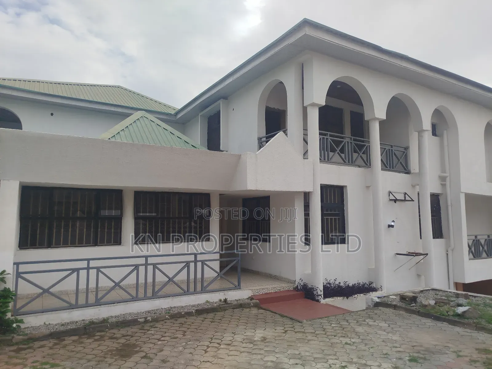 16bdrm Duplex in Diplomatic Zone, Asokoro for rent