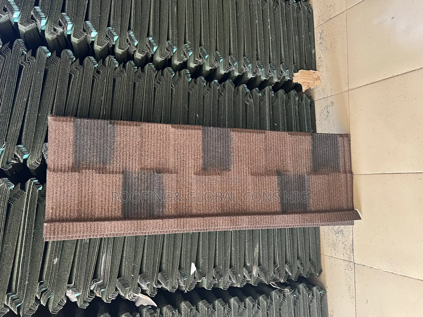 Coffee Brown Shingle With Patch Coated Roofing Tiles