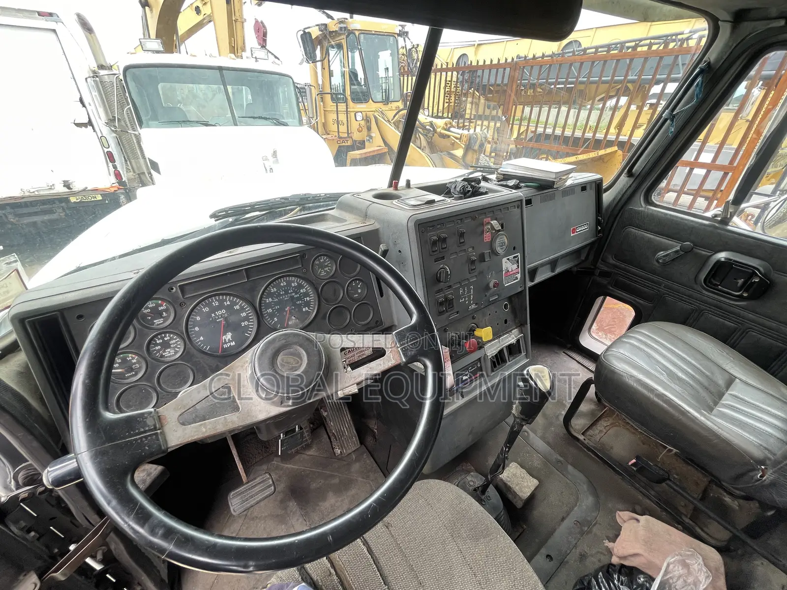 Mack Ch Dump Truck (Tipper)