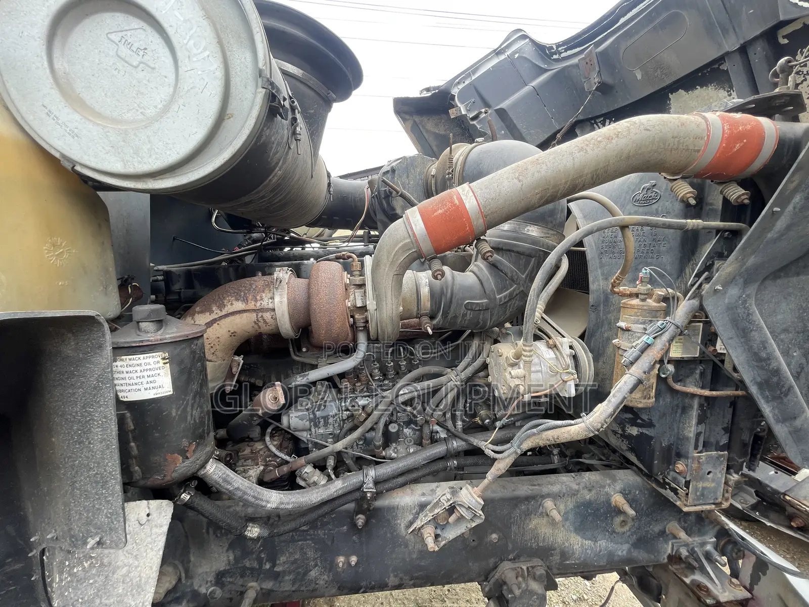 Mack Ch Dump Truck (Tipper)