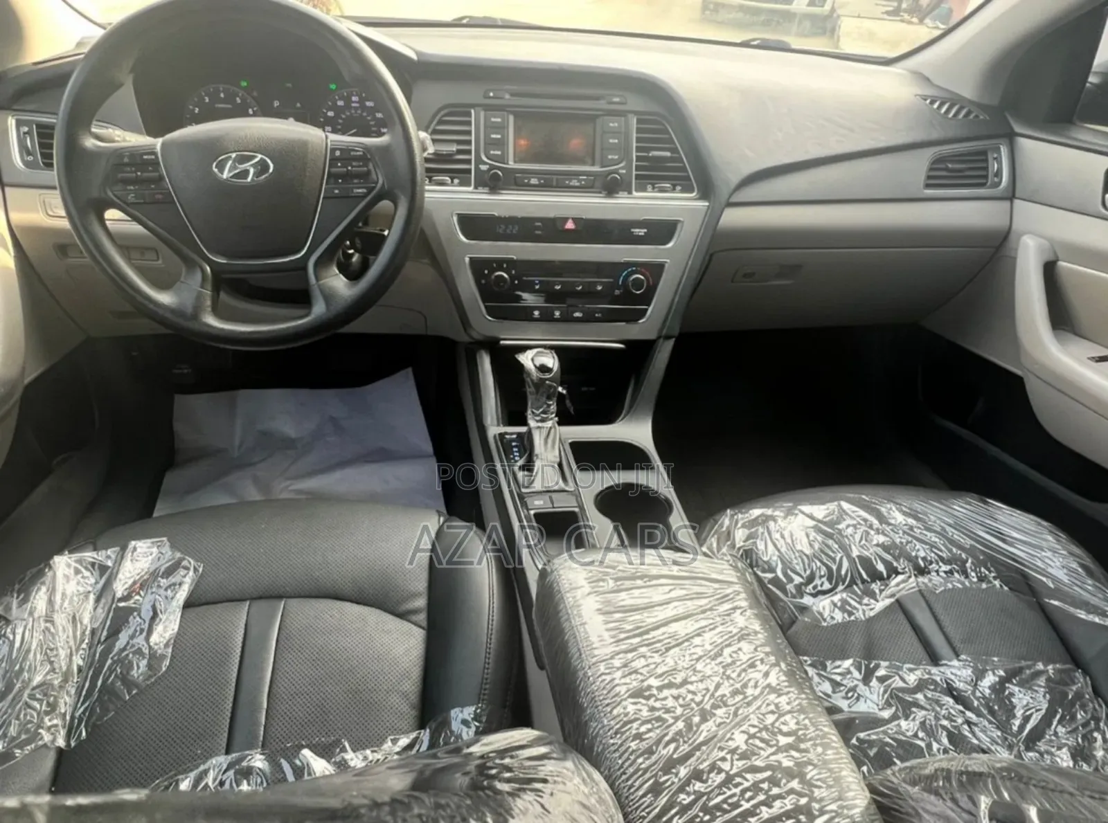 Hyundai Sonata Sport 4dr Sedan (2.4L 4cyl 6A) 2015 Gray