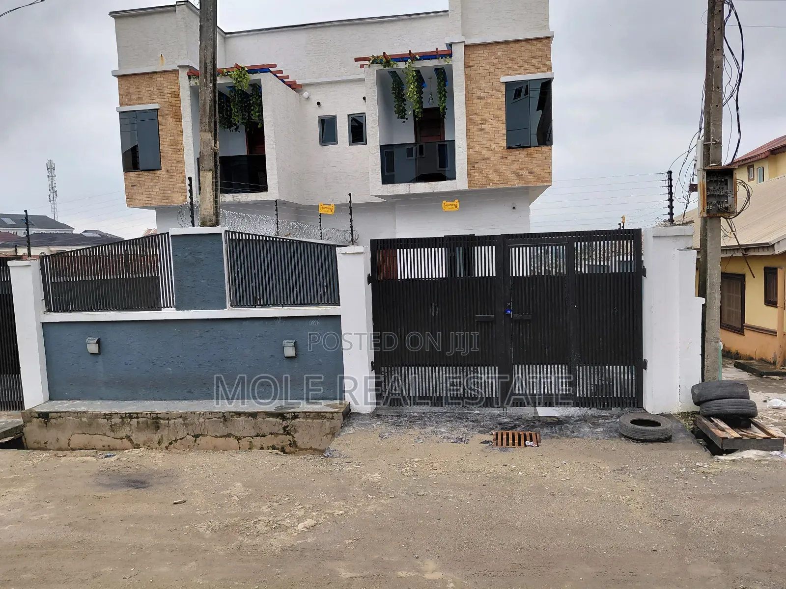 Furnished 4bdrm Duplex in Behind Didolu Estate, Ogba for sale