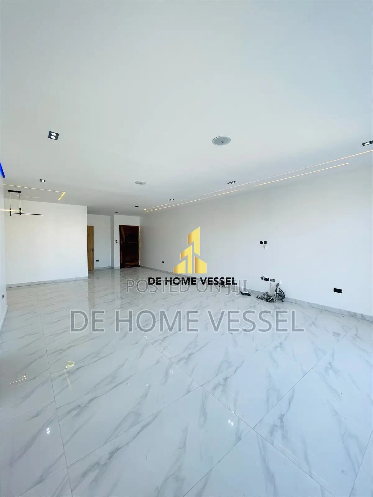 2bdrm Apartment in Lekki Phase 1 for sale