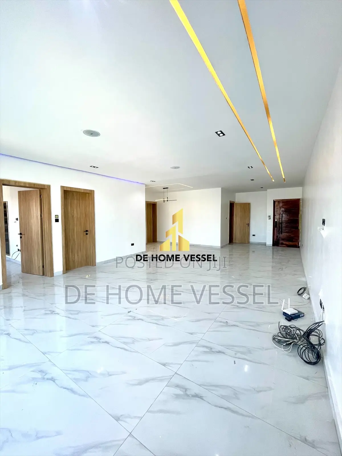 2bdrm Apartment in Lekki Phase 1 for sale