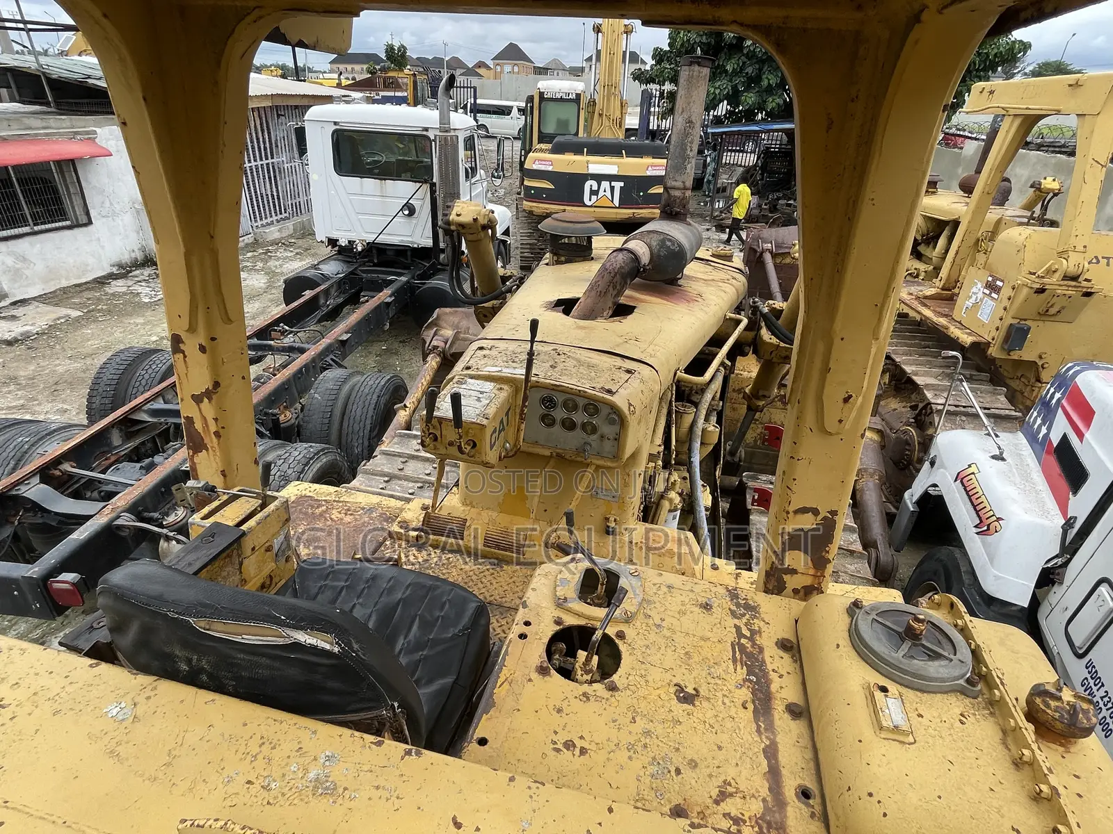 Caterpillar Dozer
