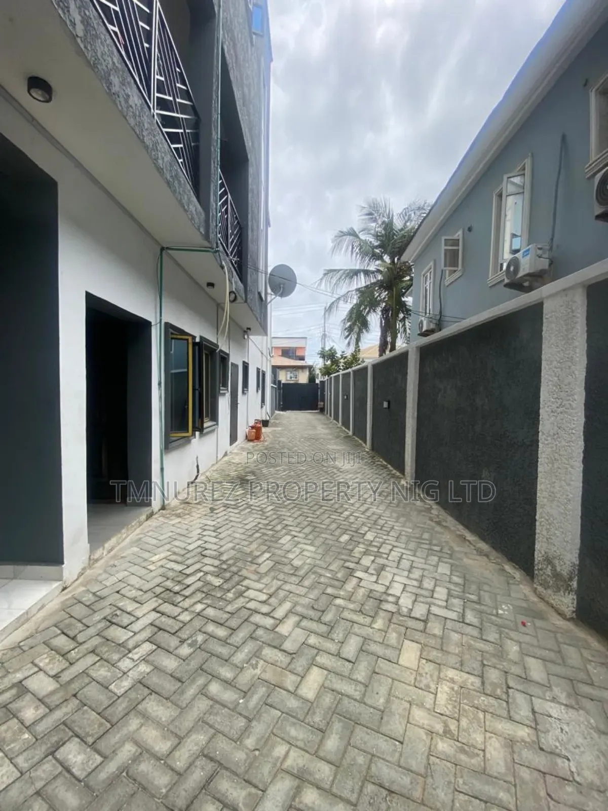 Mini Flat in Ologolo Estate, Victoria Island for rent