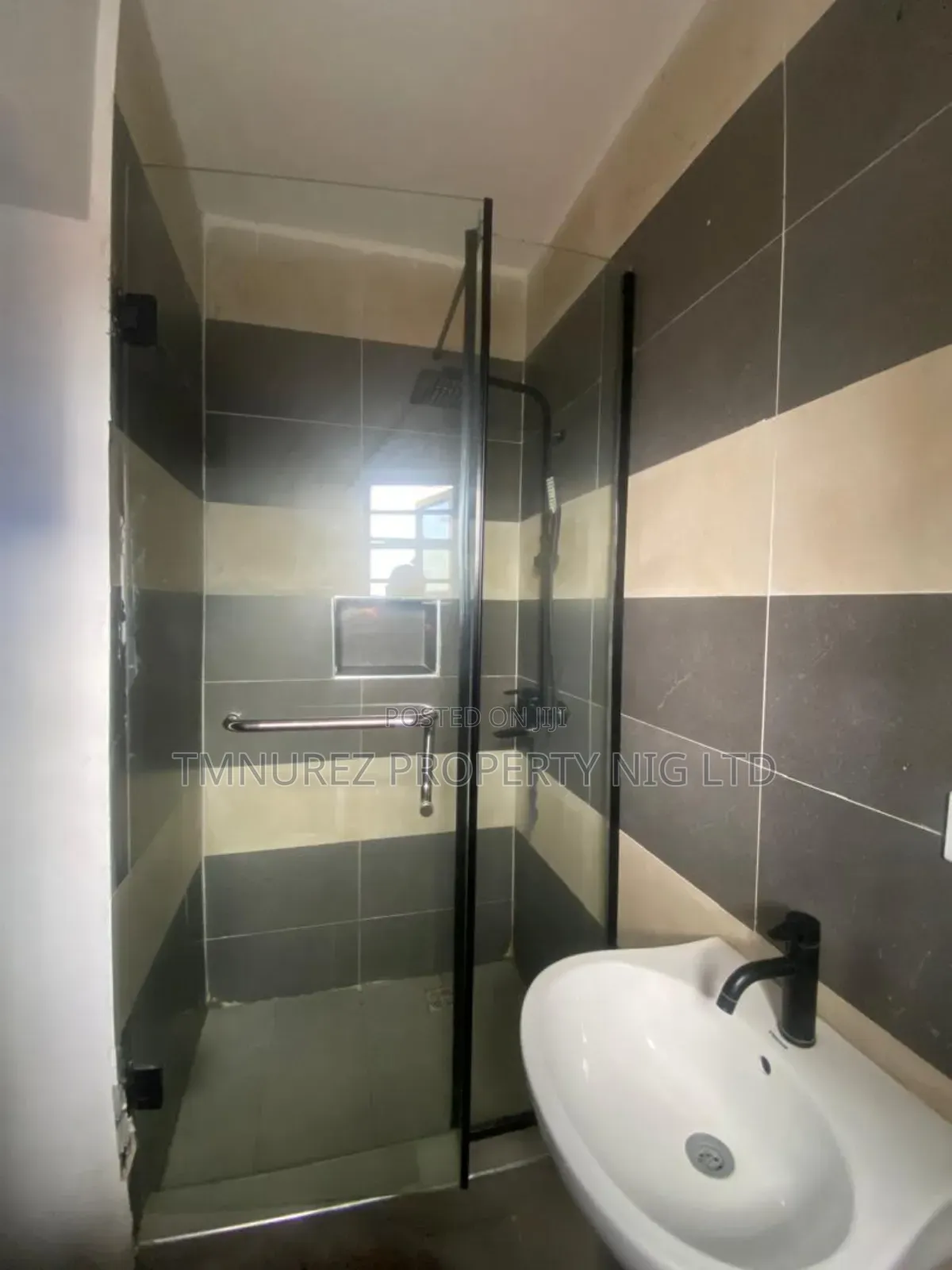 Mini Flat in Ologolo Estate, Victoria Island for rent