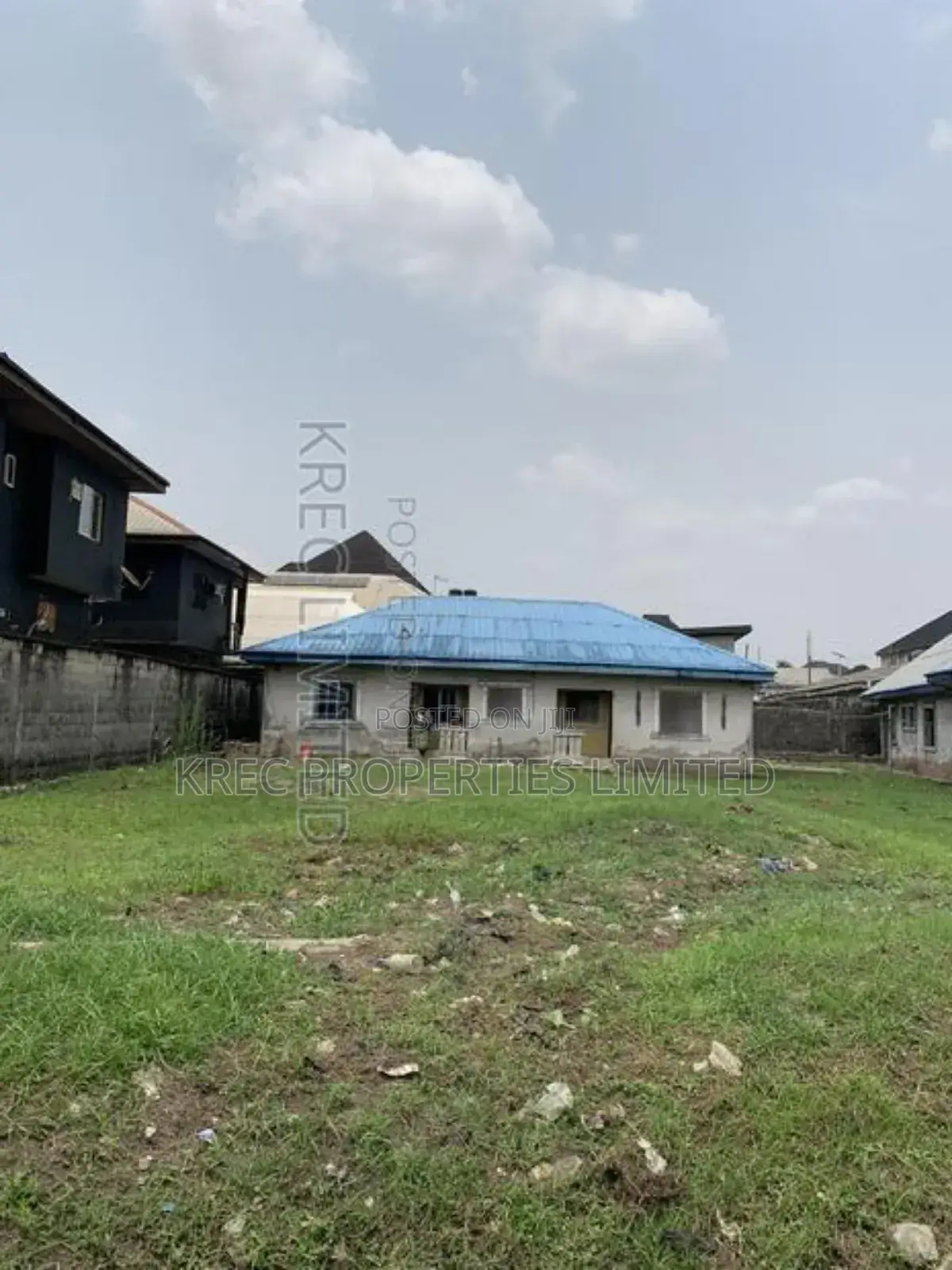 20bdrm Block of Flats in Agip Estate Phc, Port-Harcourt for sale