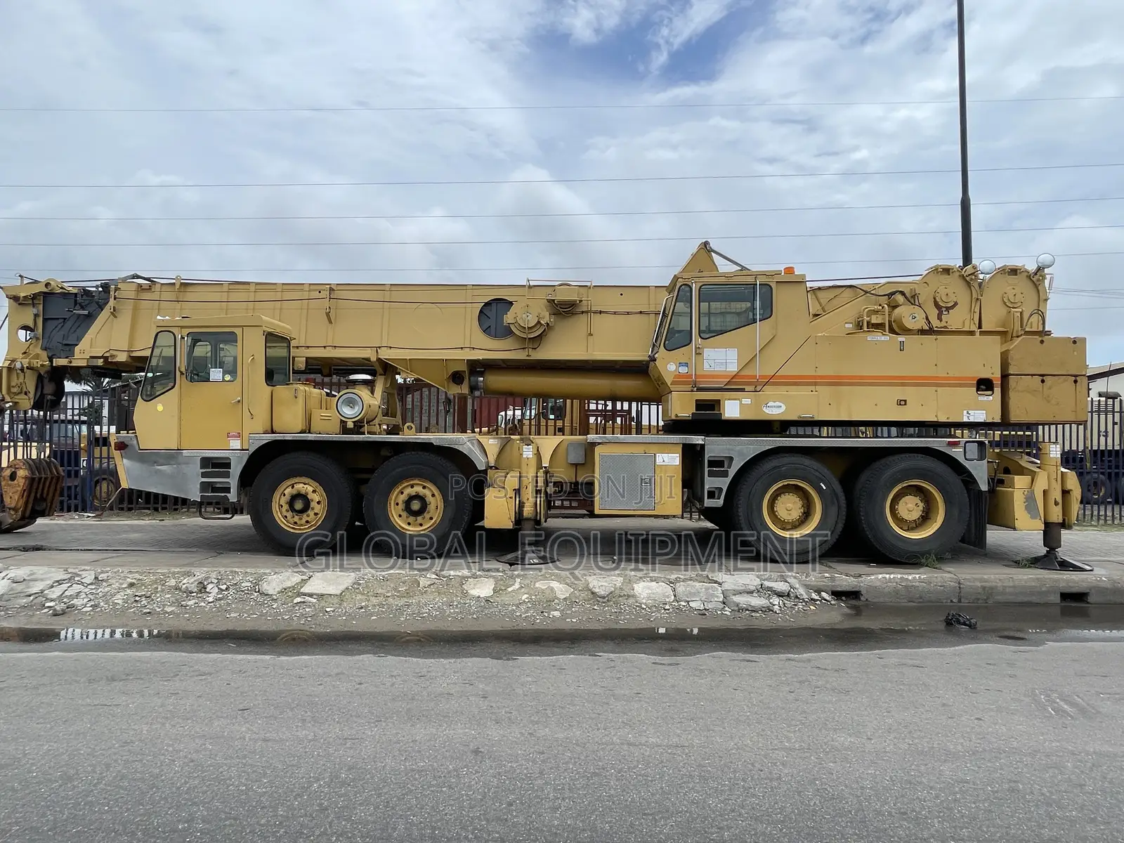 Grove Crane