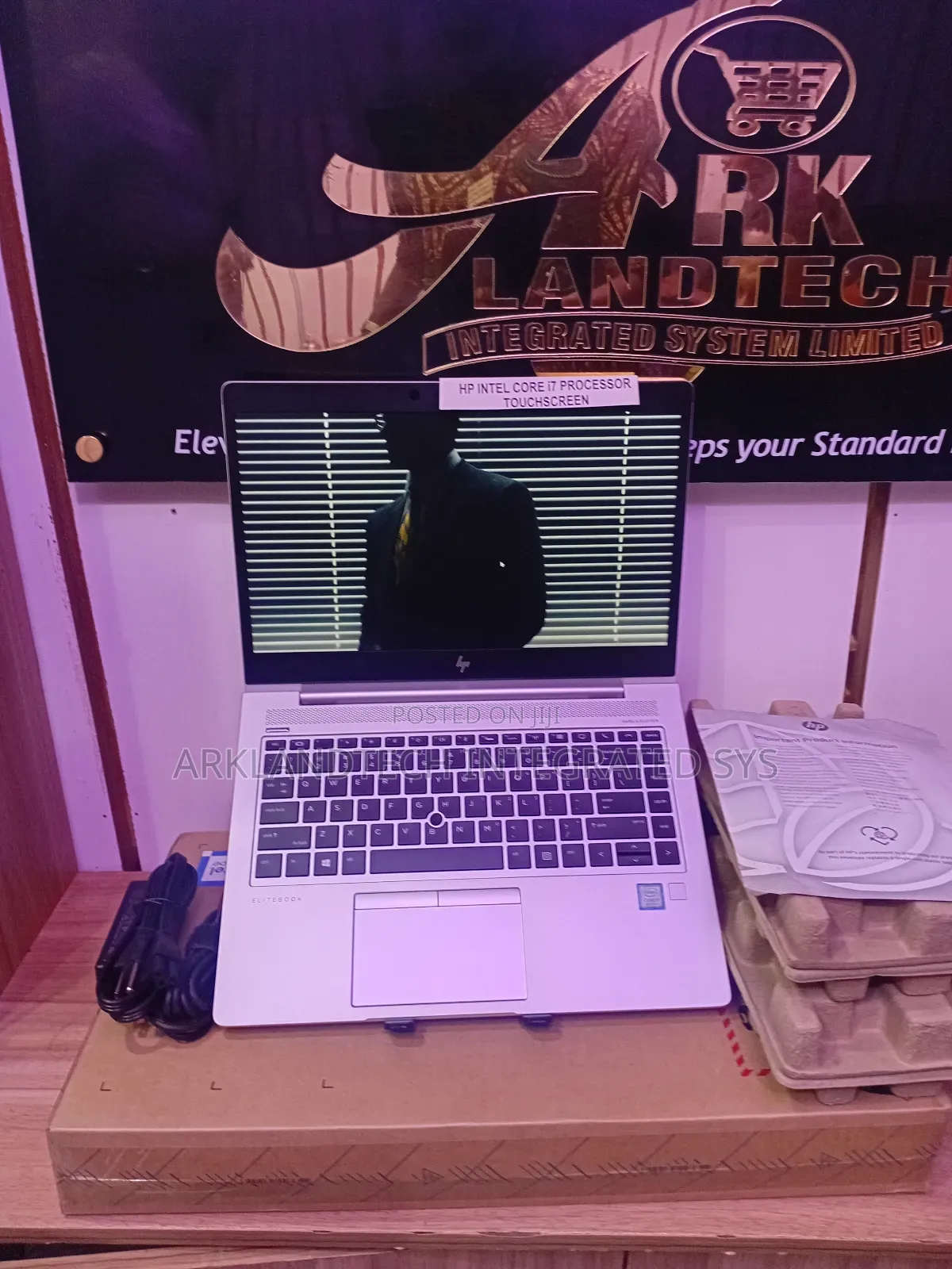 New Laptop HP EliteBook 2760P 12GB Intel Core I7 SSD 256GB