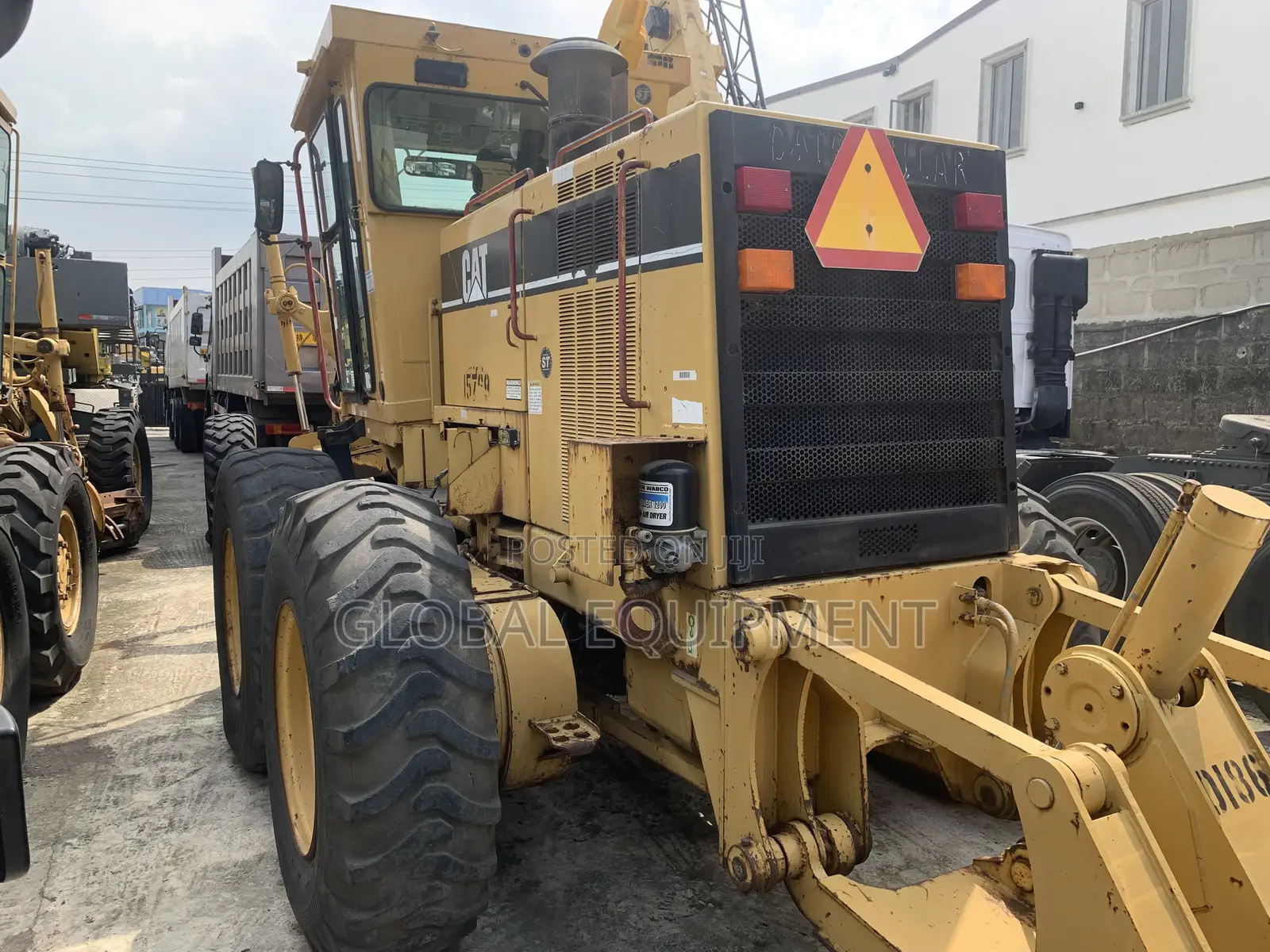 Caterpillar Grader