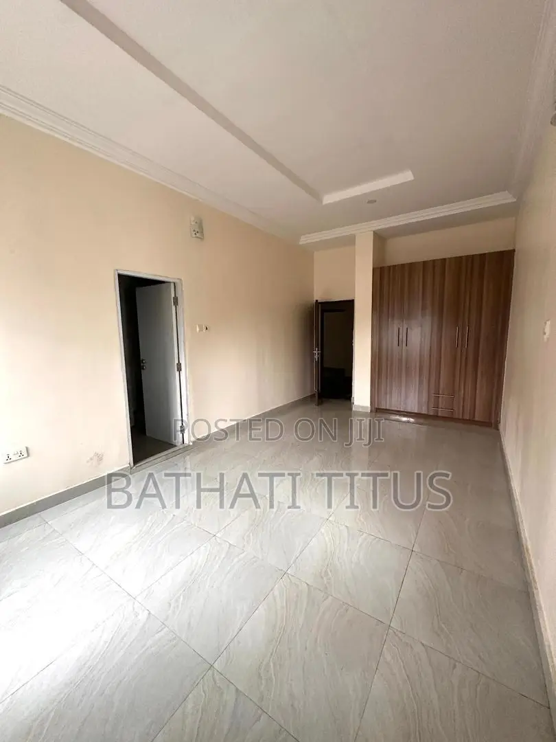 3bdrm Block of Flats in Jahi for rent