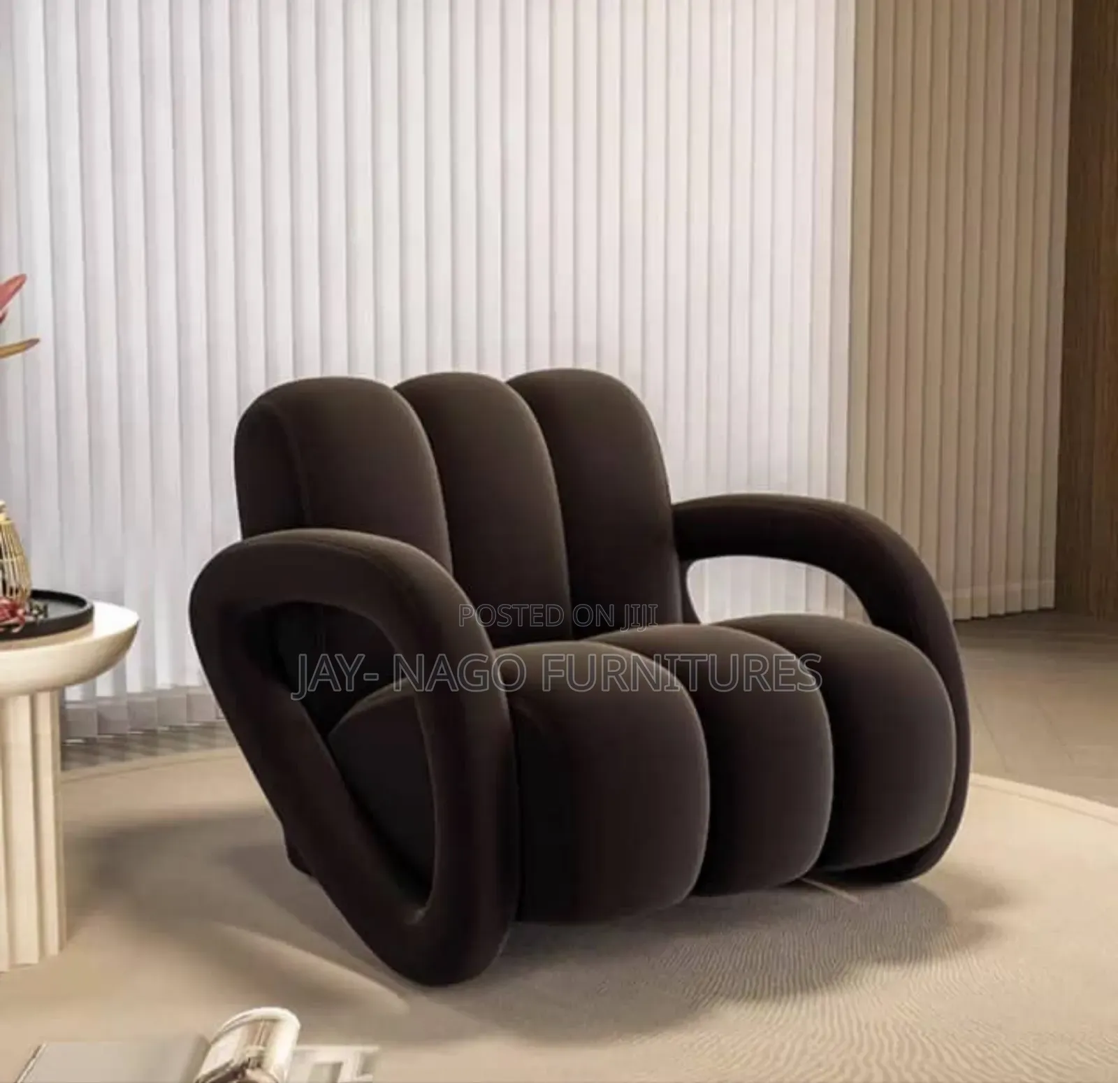 Executive Classic Fabric Love Chair