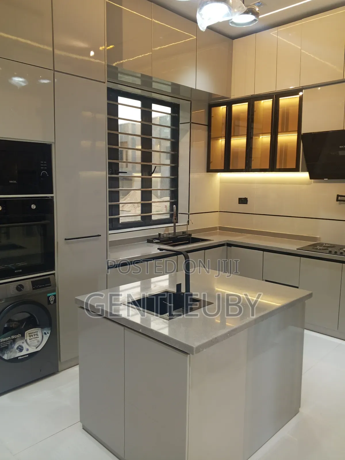 5bdrm Duplex in Discovery Park, Lekki Phase 2 for sale