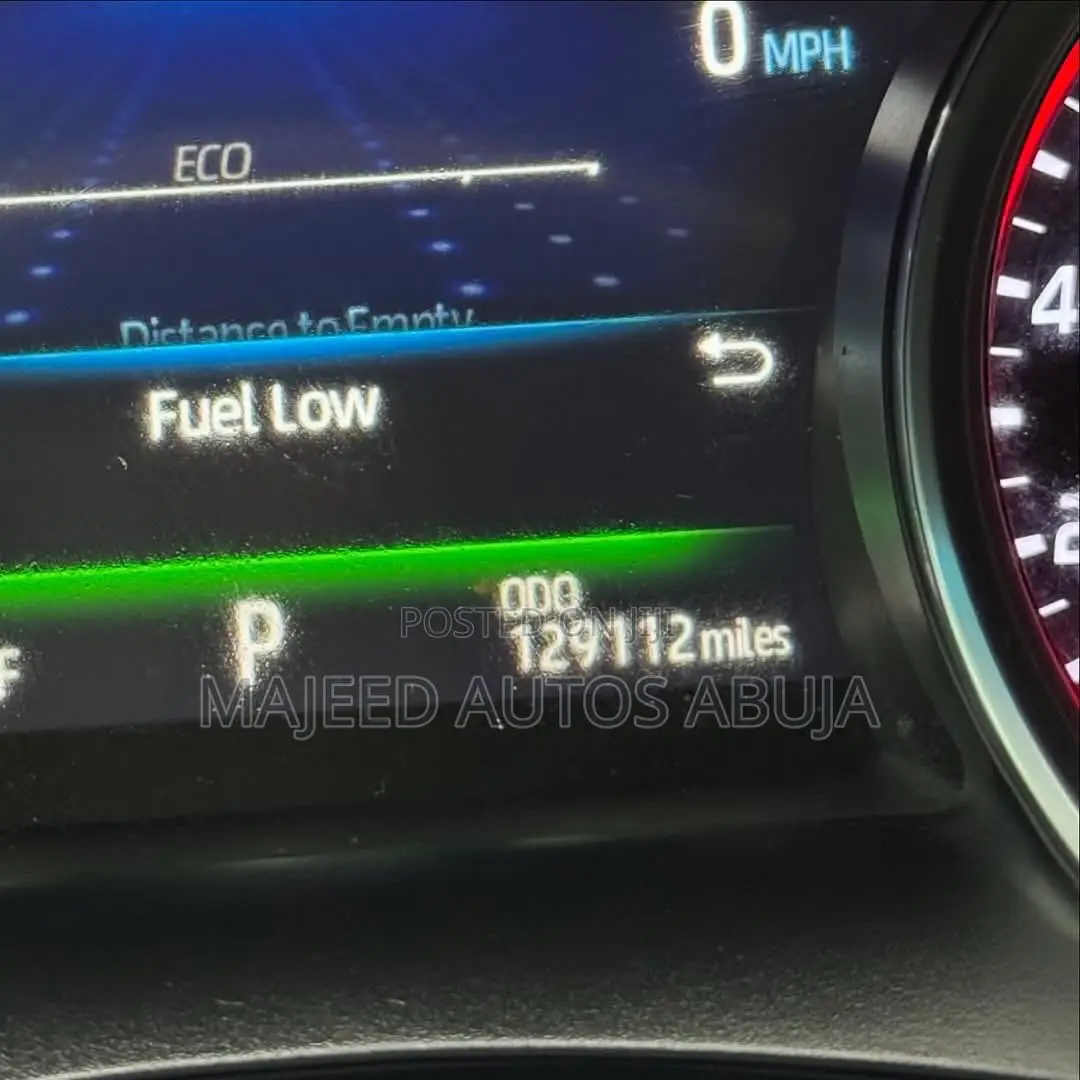 Toyota Camry XSE V6 (3.5L V6 8A) 2019 Red