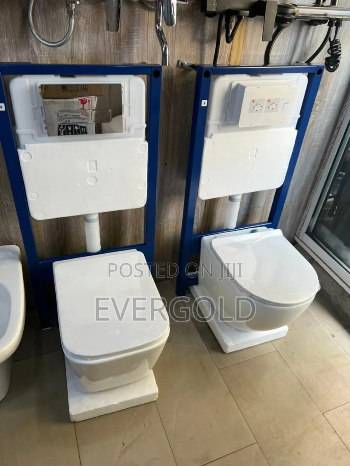 Conceal Water Closet With Complete Accessories And Sure Guaranteed