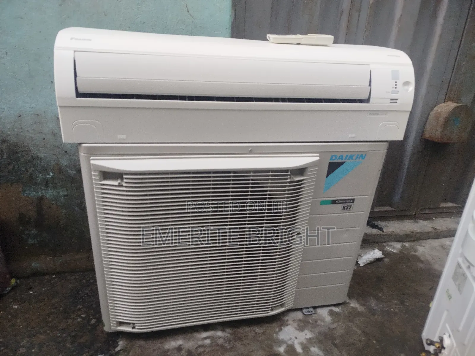 Daikin Inverter R32 Gass 3hp Wit Full Gass