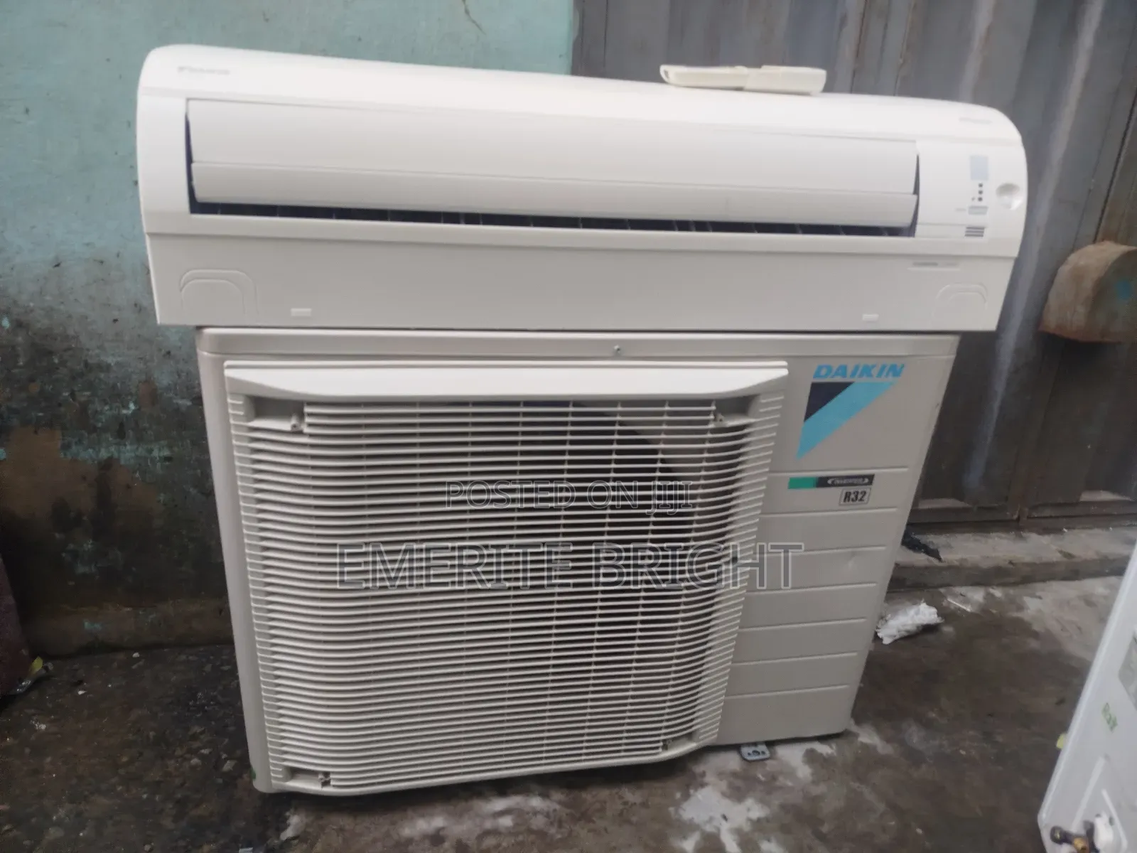Daikin Inverter R32 Gass 3hp Wit Full Gass