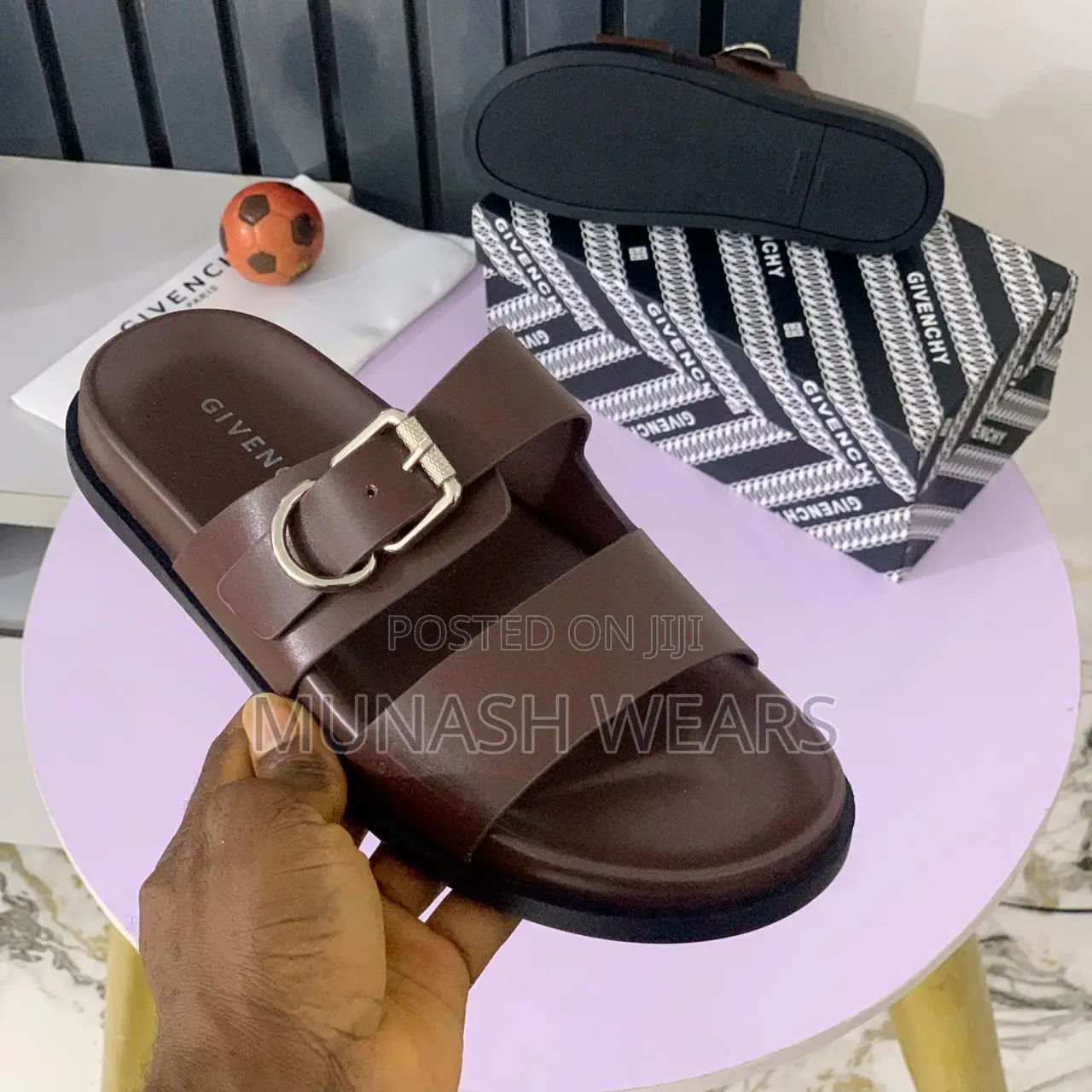 Pedro Leather Slipers Available On Green And Brown