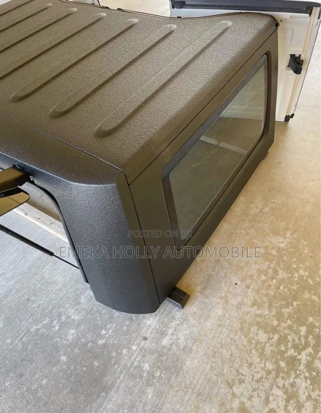 Jeep Wrangler 4-Door Complete Oem 3-Piece Hard Top Assembly.