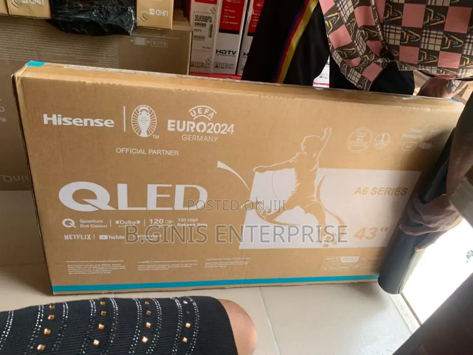 43 Inches Qled Smart Television