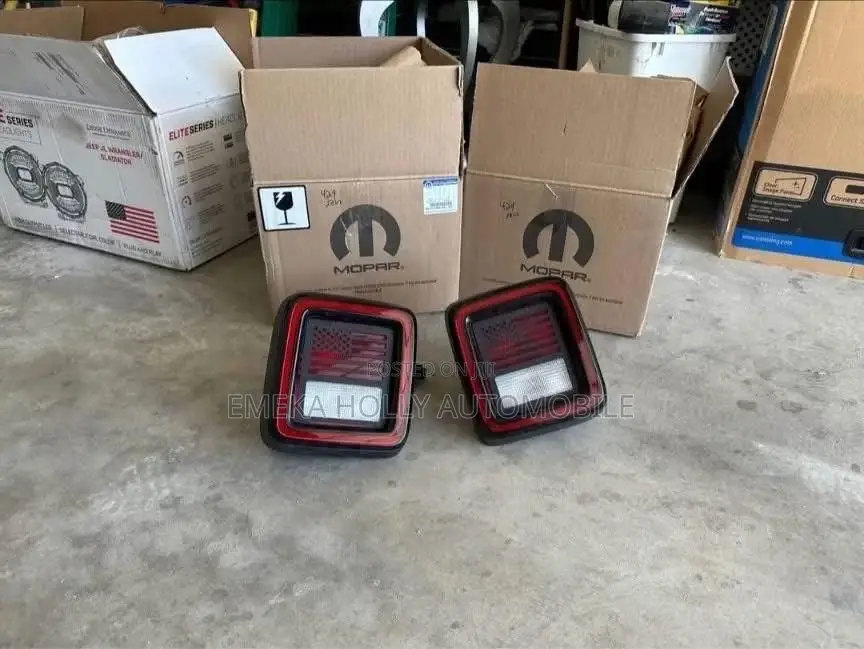 Jeep Wrangler Pickup  Back Rear Lights 