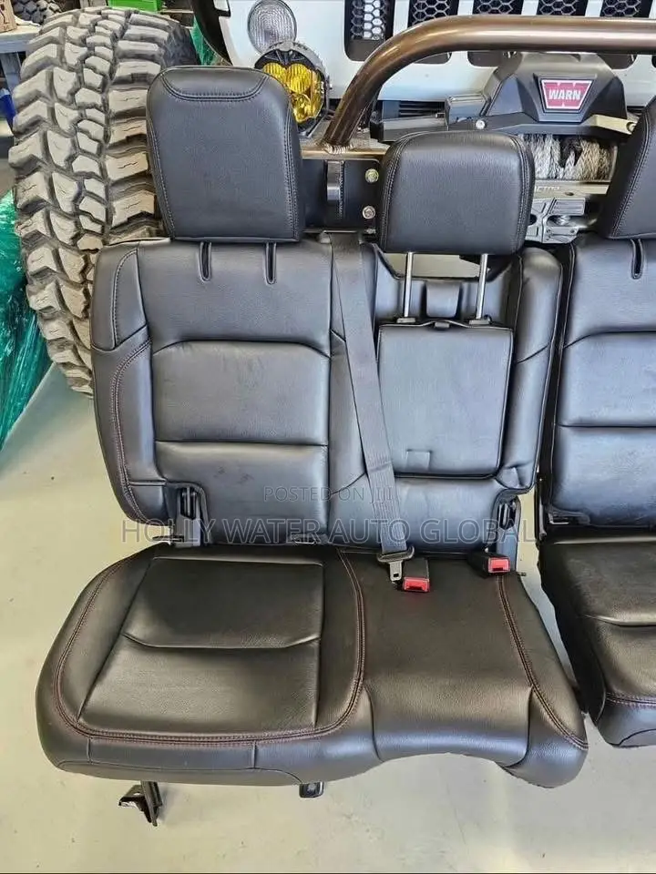 Jeep Wrangler Complete Front and Back Seat  From 2020/2024 Jk 