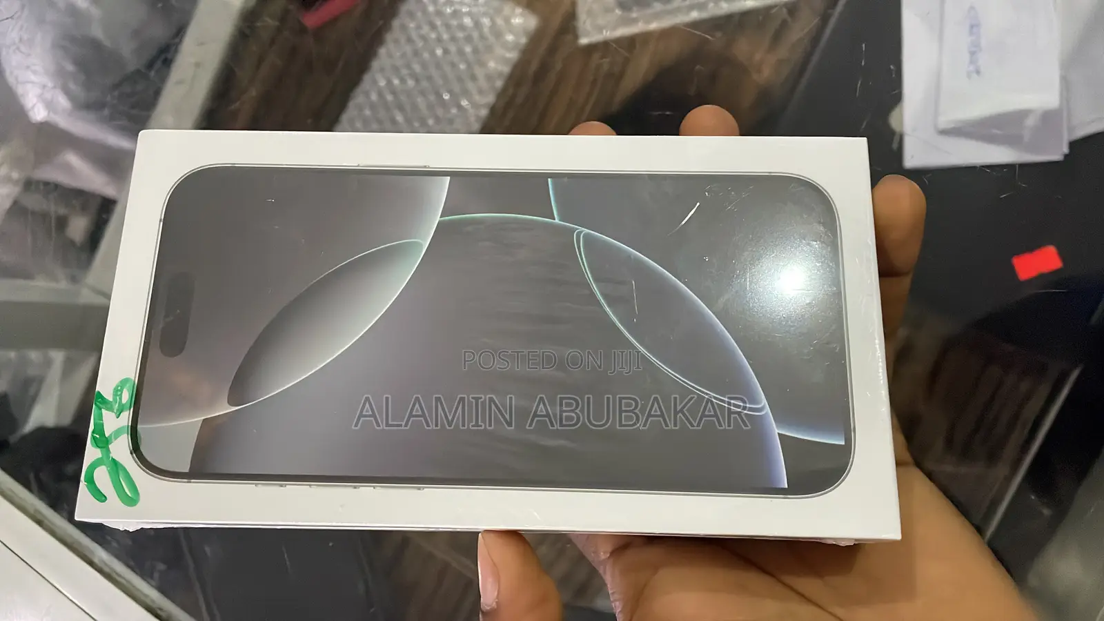New Apple iPhone 16 Pro Max 256 GB White