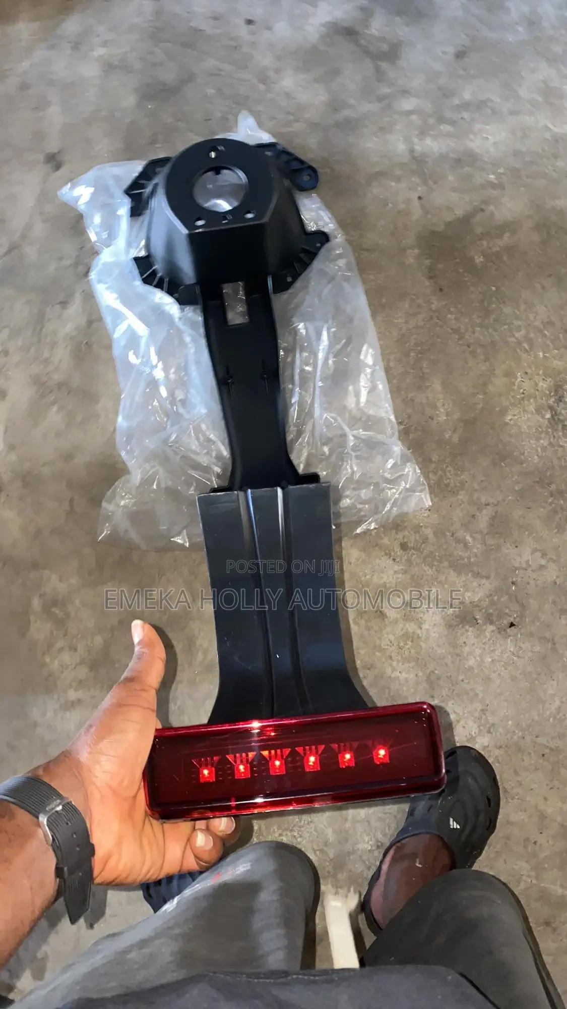 Jeep Wrangler JK Spare Tire Carrier Hinge With LED Brake Light