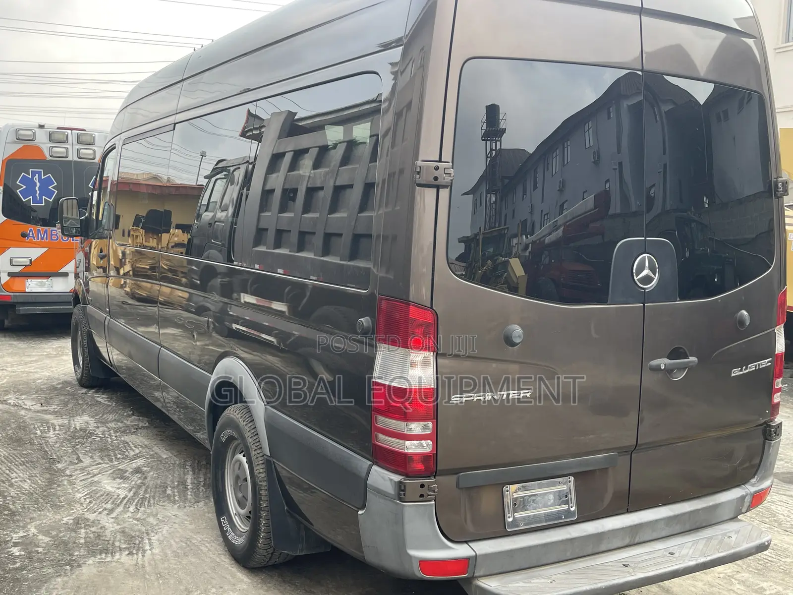 Mercedes-Benz Sprinter 2014 Brown