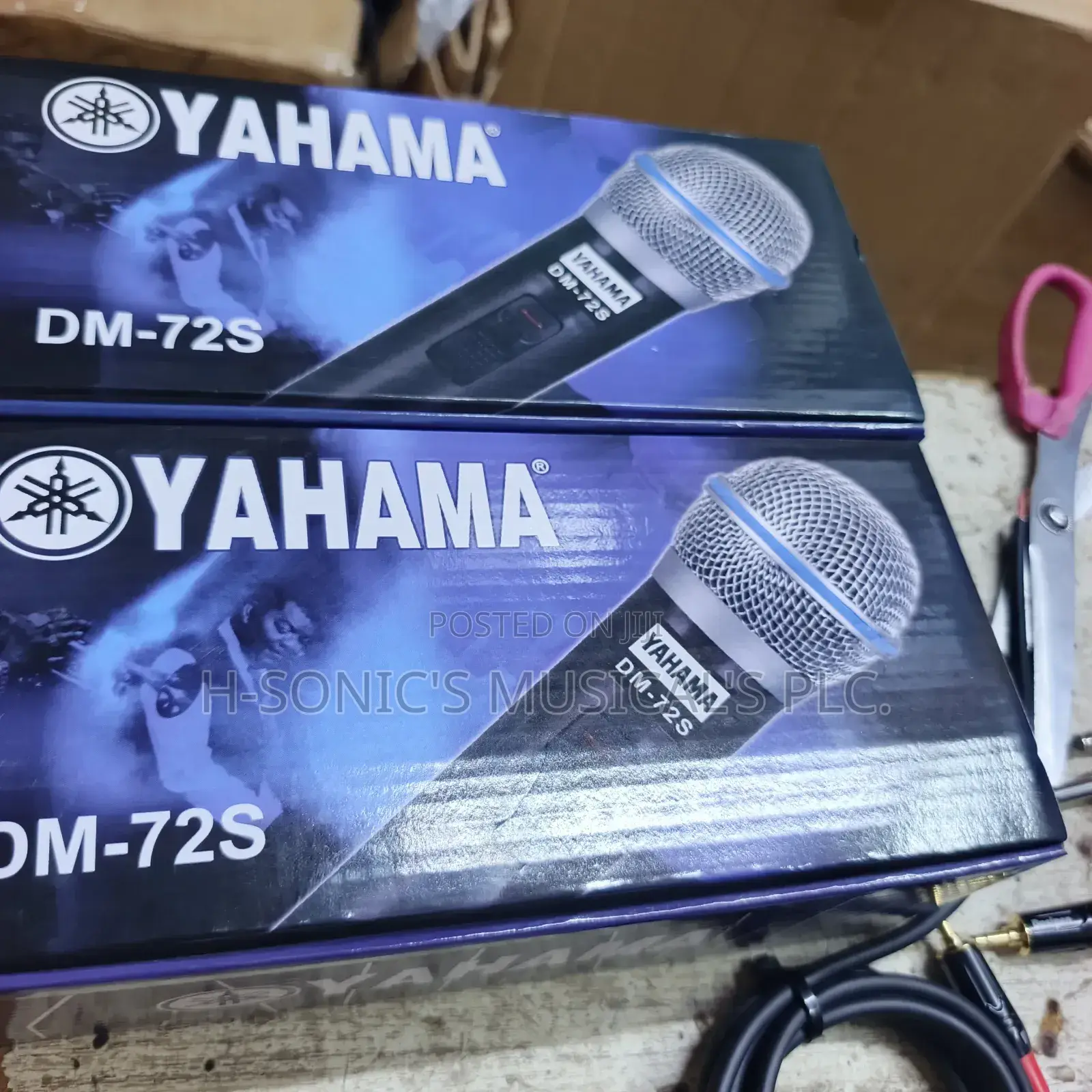 Yamaha Dm-72s Dynamic Microphone