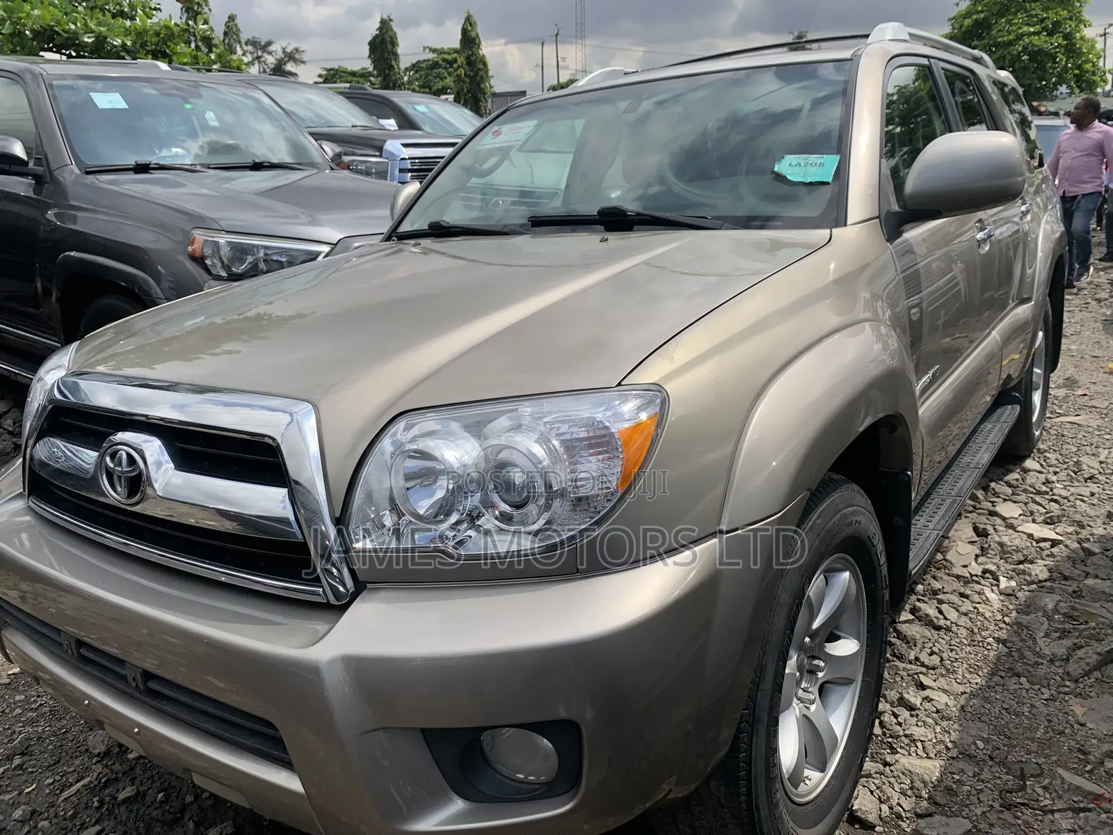 Toyota 4-Runner 2008 Gold