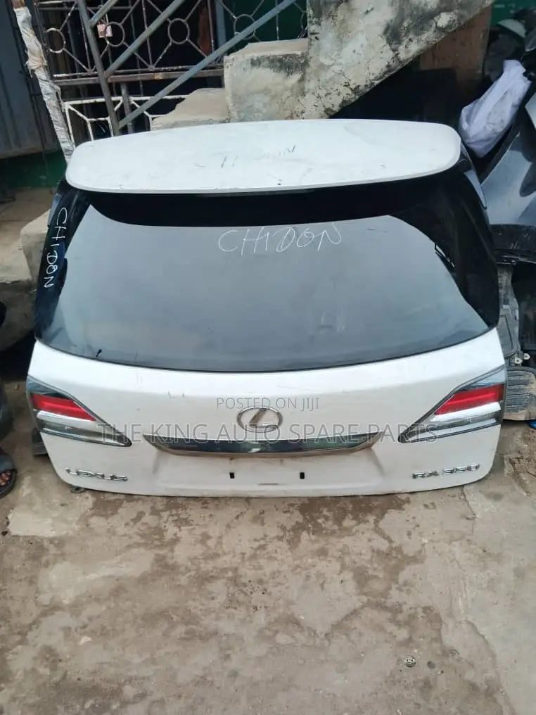 Lexus Rx 350 Complete Booth 2013 Model