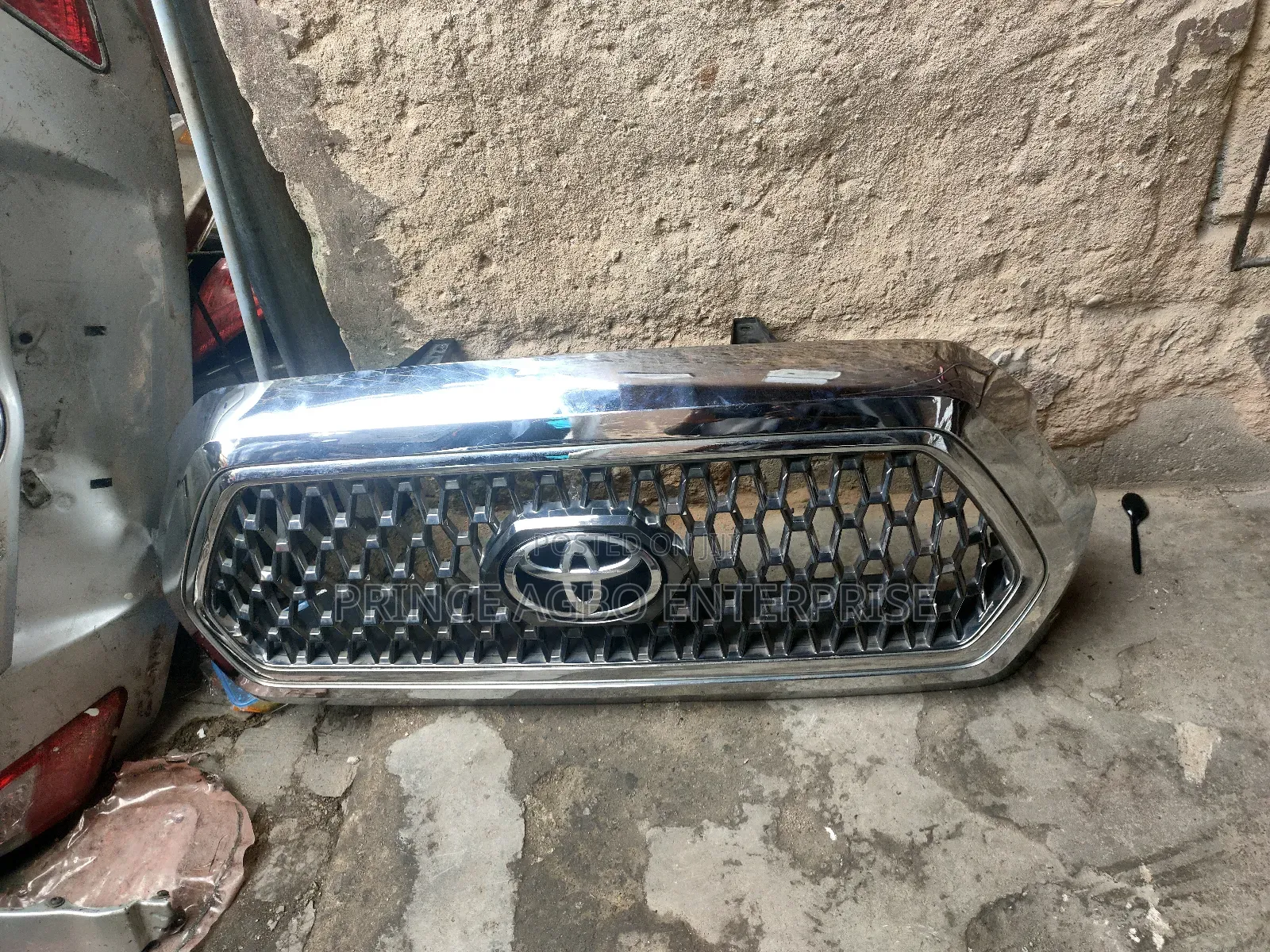 Toyota Front Grill Tacoma 2017