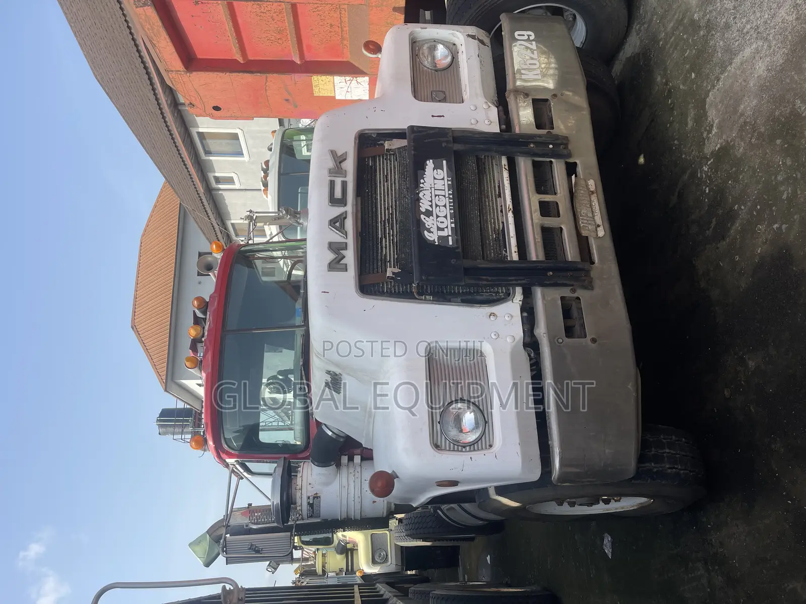 Mack Tractor