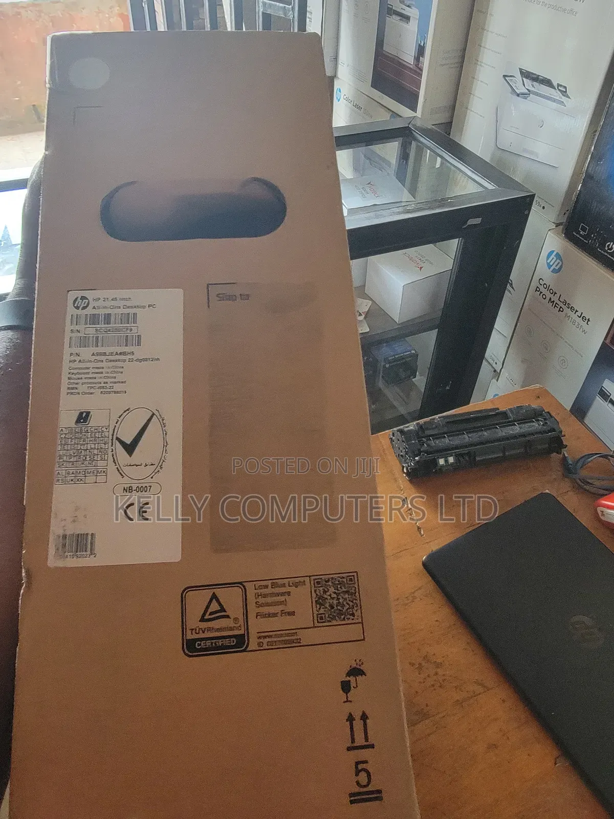 New HP 200 G4 22 All-in-One 8GB Intel Core i3 SSD 256GB