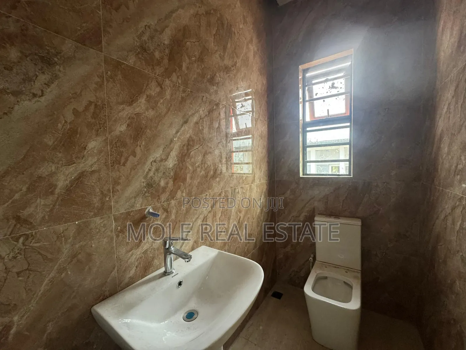 Furnished 4bdrm Duplex in Millenium Gbagada for sale