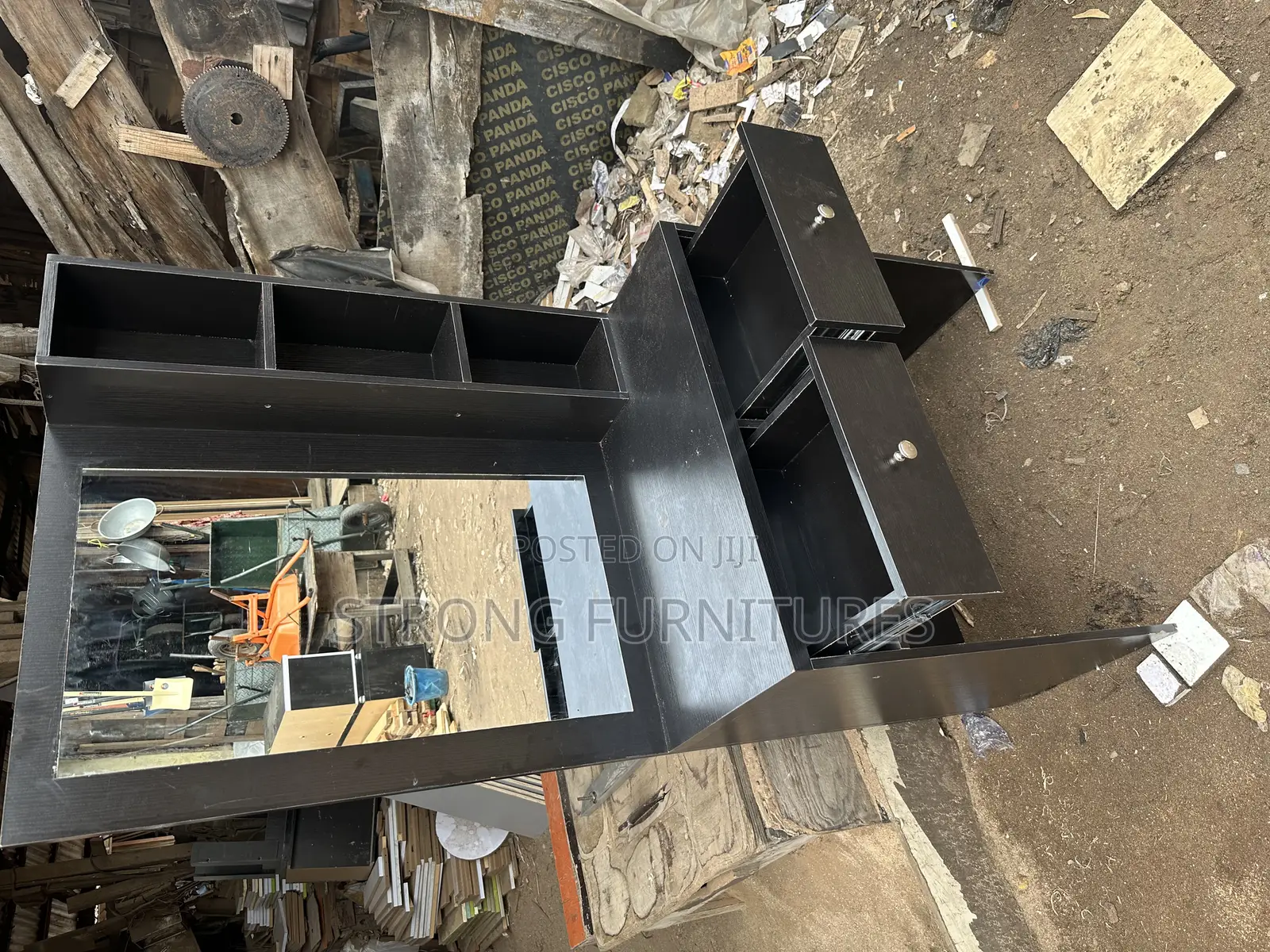 Portable Vanity Table