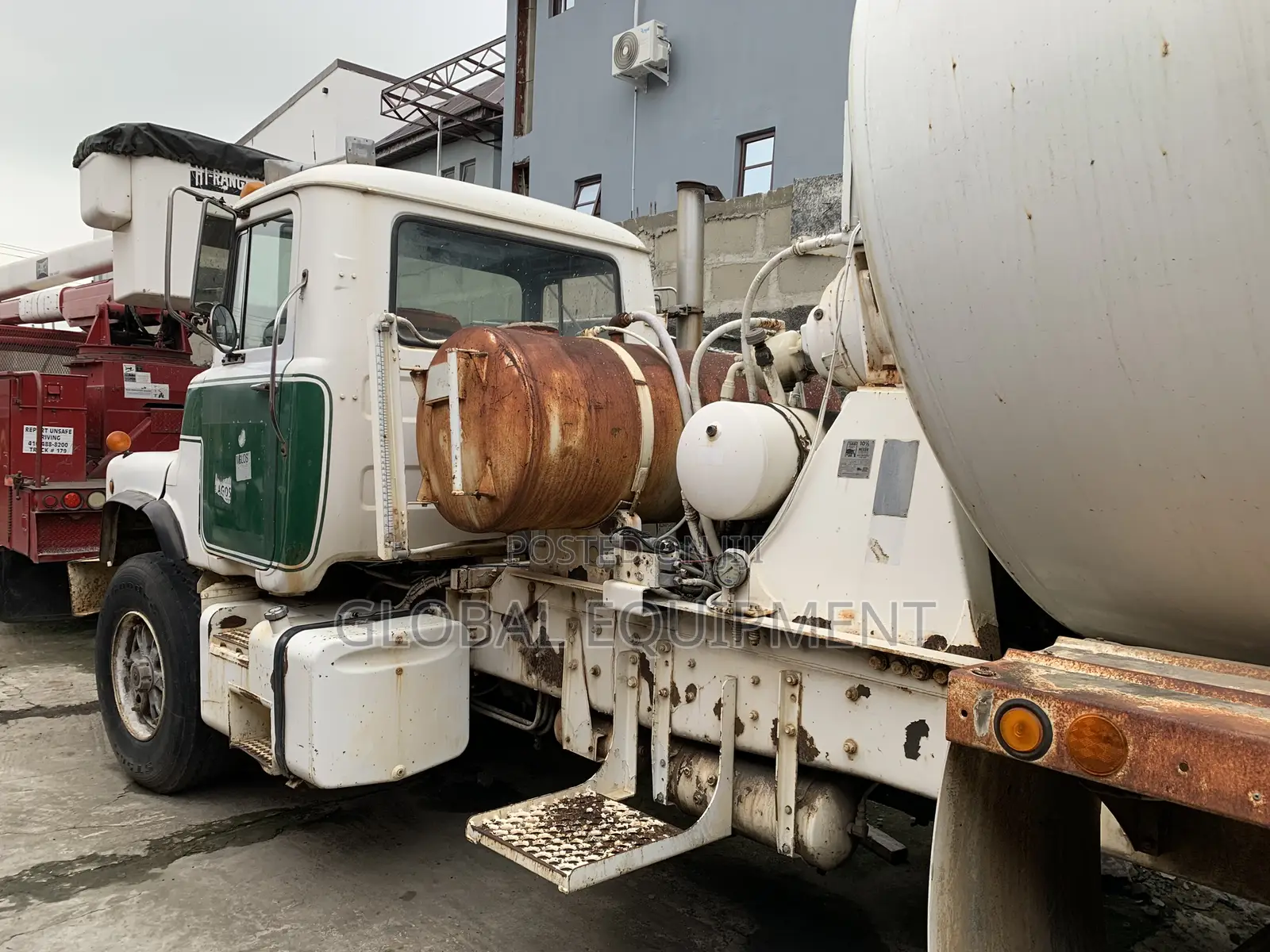Mack Mixer
