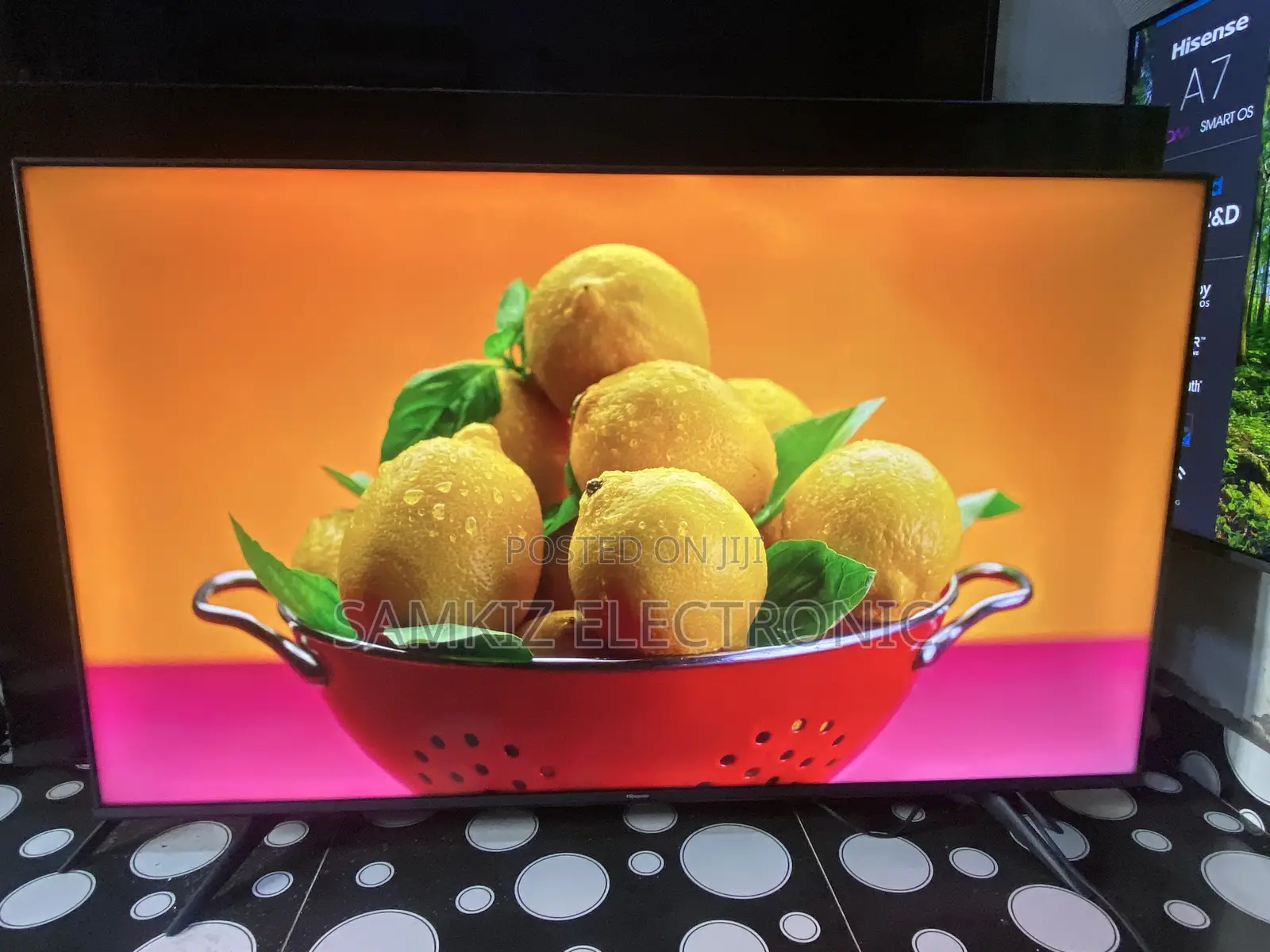 Hisense 58 Inch Vidaa Smart Uhd Frameless Tv With Free Netflix